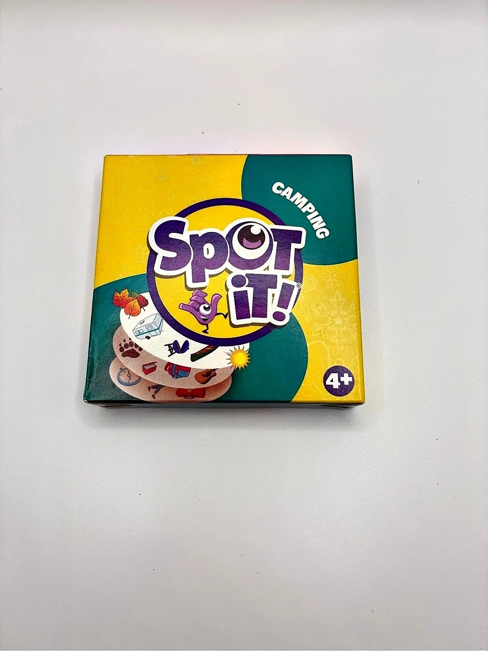 Spot it! Camping Spot it! Camping Card Game Yellow & Teal